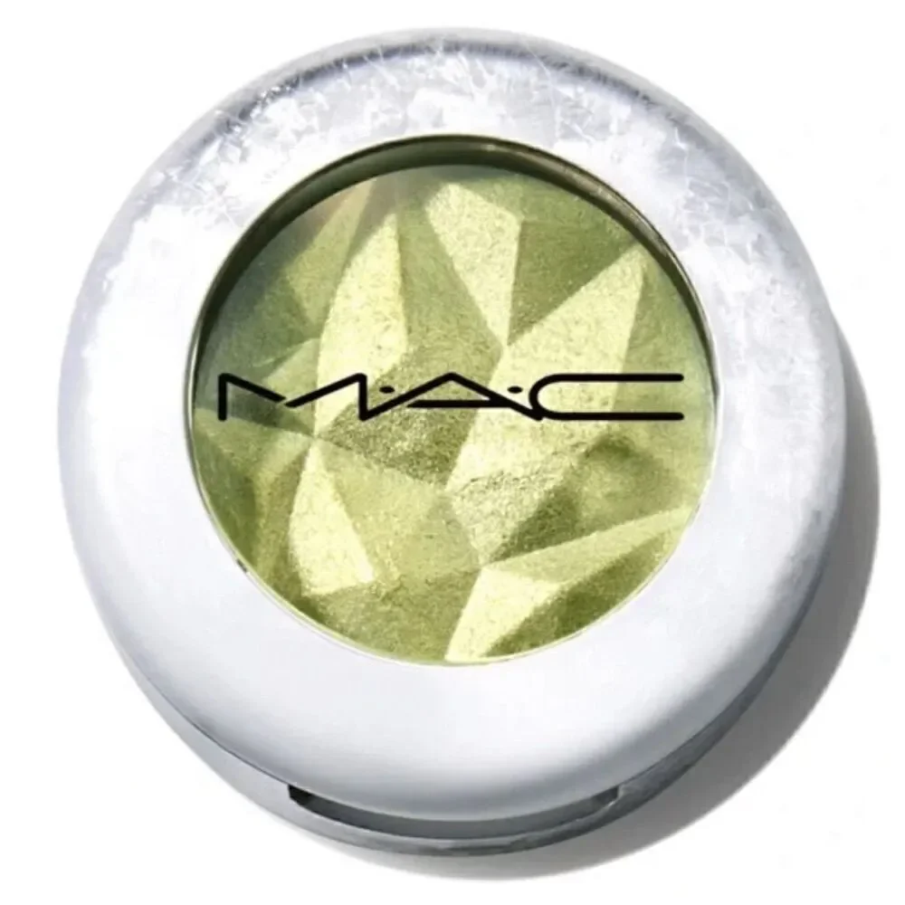 MAC Bizarre Blizzard Bash Jingle Tingle Eyeshadow Shimmer Holiday 2023